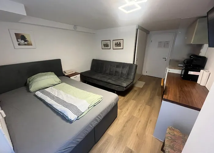 Souterrain-apartment 公寓